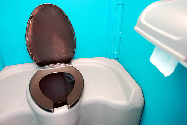 Best Portable restroom trailer rental  in Thorntown, IN
